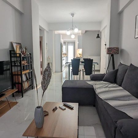 Luxury & Spacious Apartment In Atenas Exterior foto