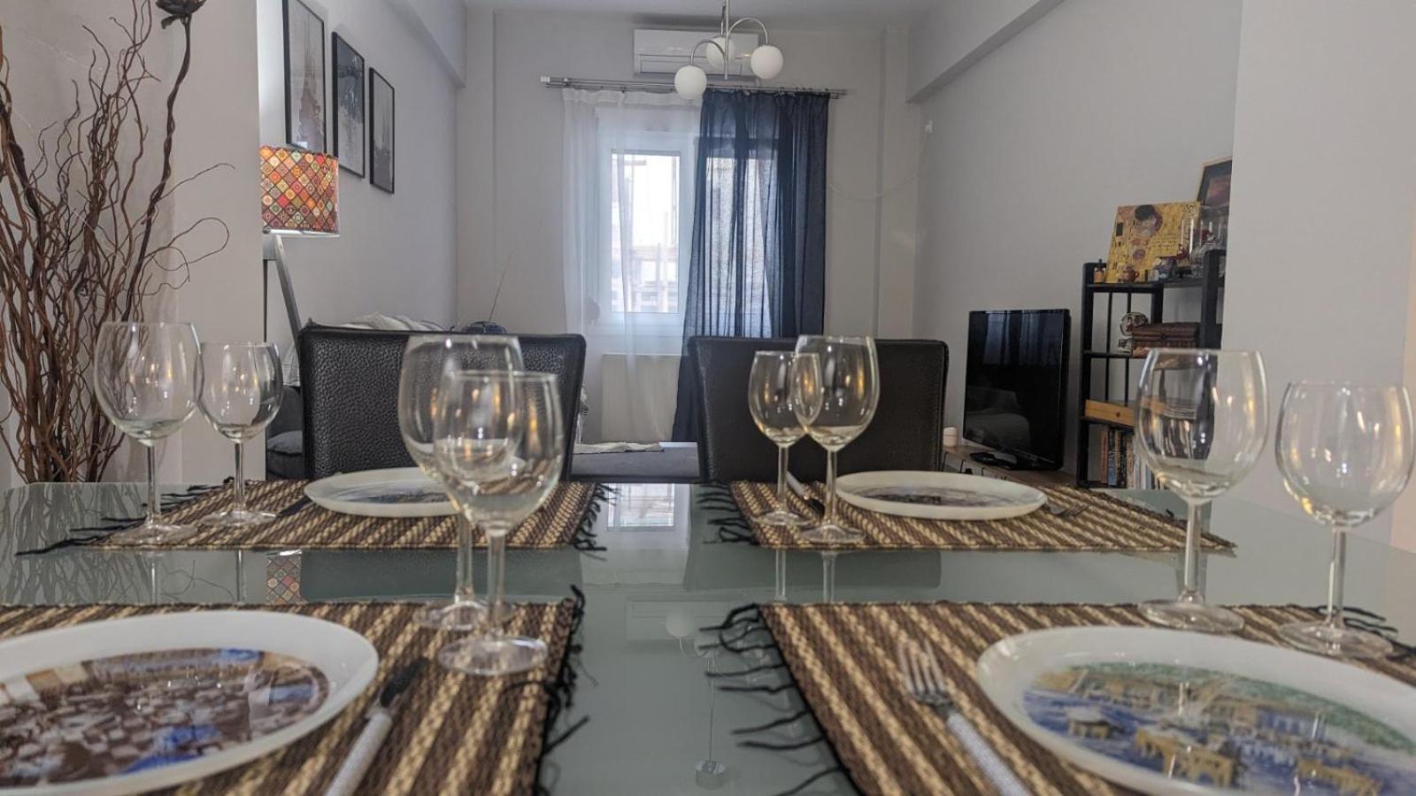 Luxury & Spacious Apartment In Atenas Exterior foto