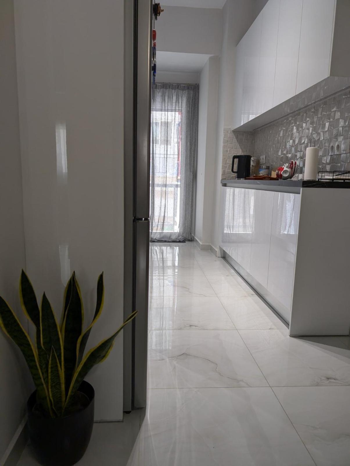 Luxury & Spacious Apartment In Atenas Exterior foto